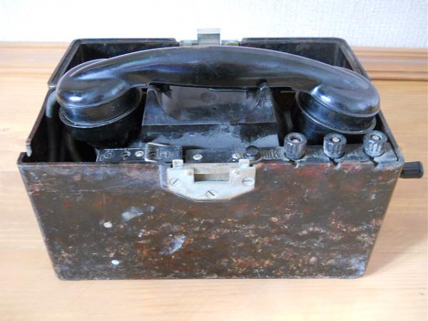 Продам Телефоны военно-полевые ТАИ-43 образца 1947 года