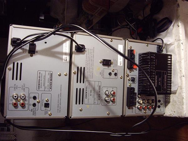 Продам Комплект  муз центра  