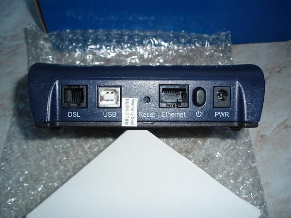 Продам ADSL Modem (мoдем и рoутер) ZTE ZXDSL 831AII СТРИМ