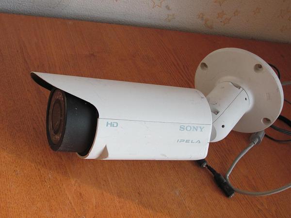 Продам Видеокамера SONY SNC-CH180