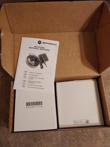 Продам Motorola CP180