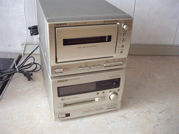 Продам Два самостоятельных блока Onkyo -185 Япония