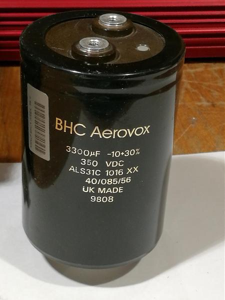 Продам конденсатор BHC Aerovox