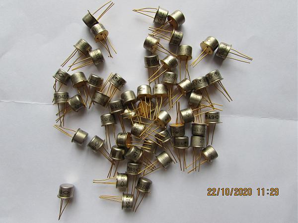 Продам Транзистор 2т830а.г