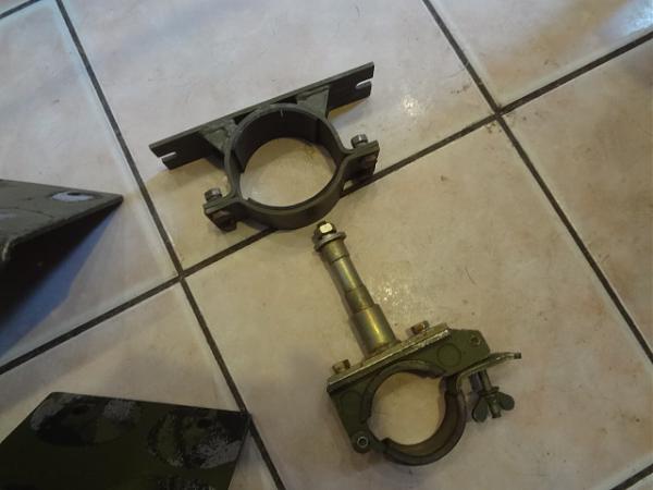 Продам крепление мачты с лебедкой от р-140 и кажется т.д