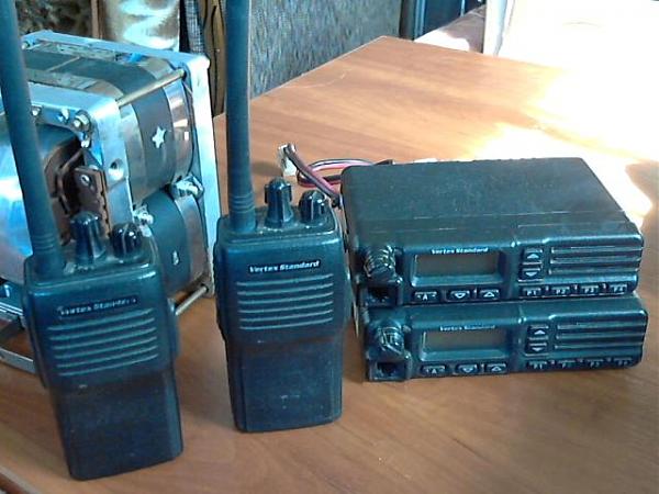 Продам Р/С UHF GM-300 и IC-F-410.KENDWOD тк-860HG-1 и др