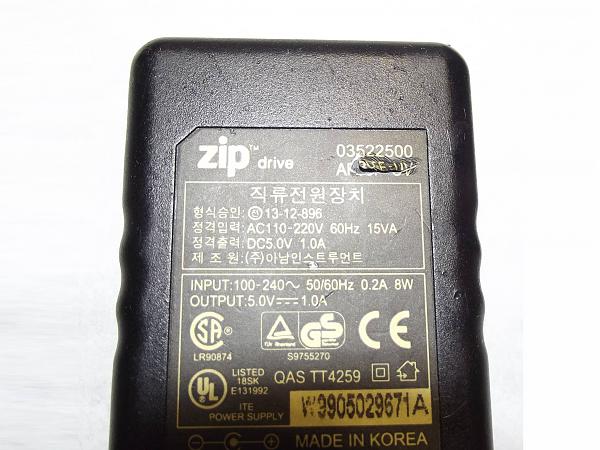 Продам 03522500 AP05F-UV AC/DC Power Supply Adapter 5V 1A
