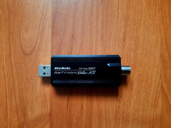 Продам USB ТВ тюнер AverMedia Volar HX
