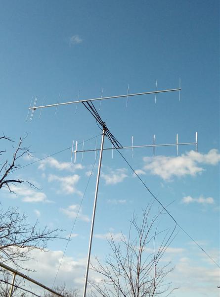 Продам УКВ 144мгц. направленная антенна 2-е по 9-ть
