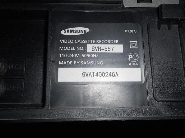 Продам видеомагнитофон Samsung SVR-557