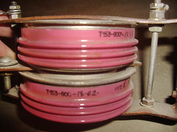 Продам Тиристор силовой Т153-800-18 и В800