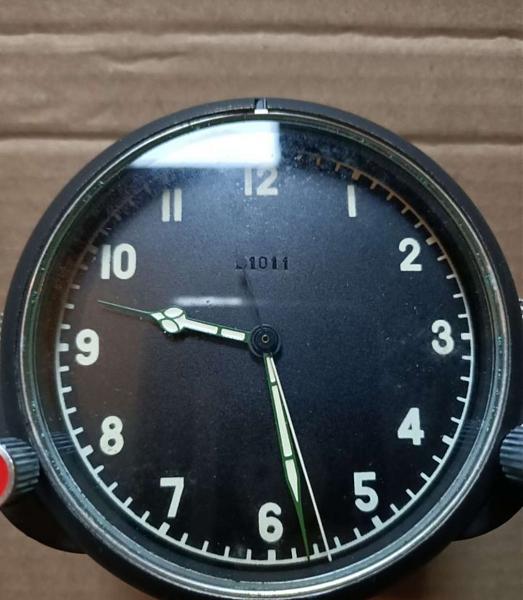 Продам 122 ЧС часы приборные