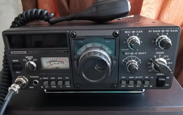 Продам Трансивер Kenwood TS-130S