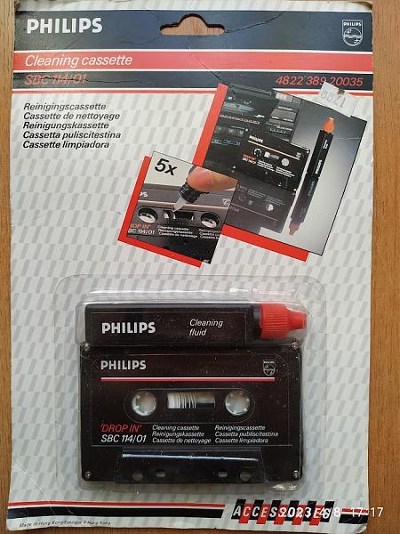 Продам Аудиокассета новая, запечатанная,чистящая Philips
