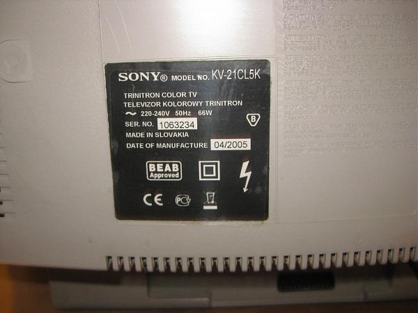 Продам Цветной телевизор SONY KV-21CL5