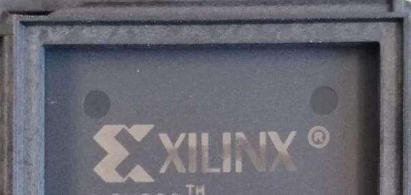 Продам xilinx XC4028EX - 4HQ240I