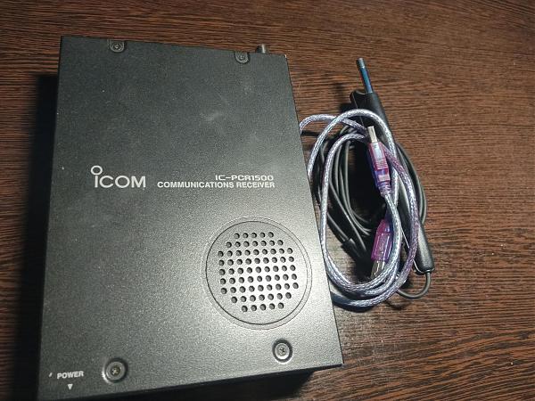 Продам icom pcr-1500