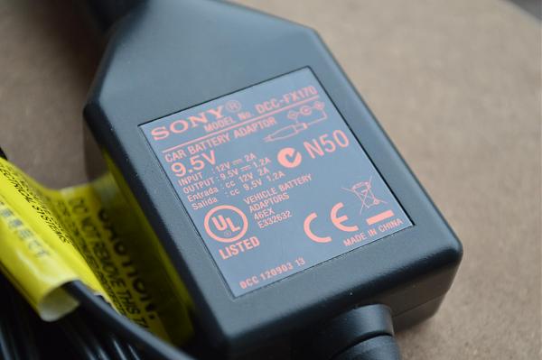Продам Автозарядка Sony DCC-FX170 9.5V/1.2А 11W, новая