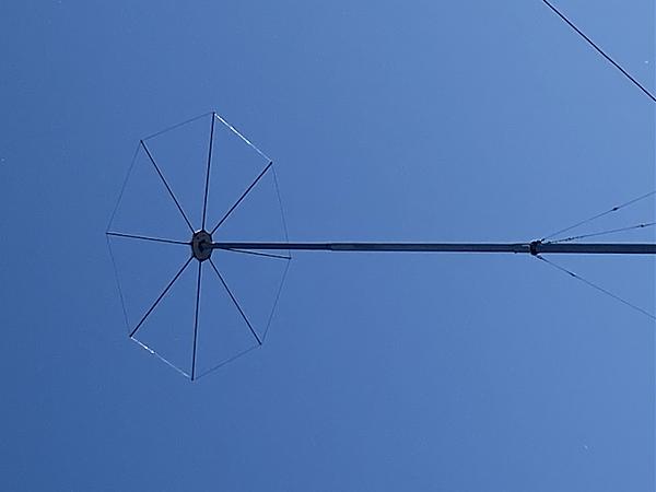 Продам вертикальная кв антенна