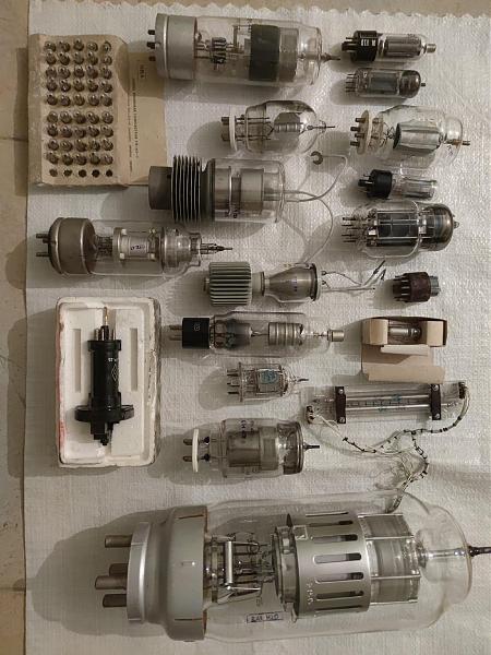 Продам Радиолампы советские, лампы от мбс рн8-20-1