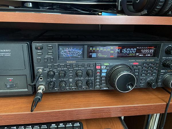 Продам трансивер yaesu ft-2000d