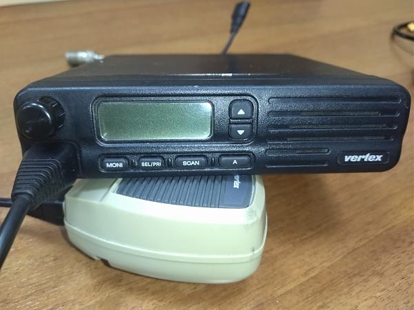 Продам Радиостанция Vertex VX-3000V
