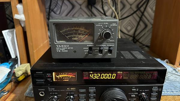 Продам icom 821