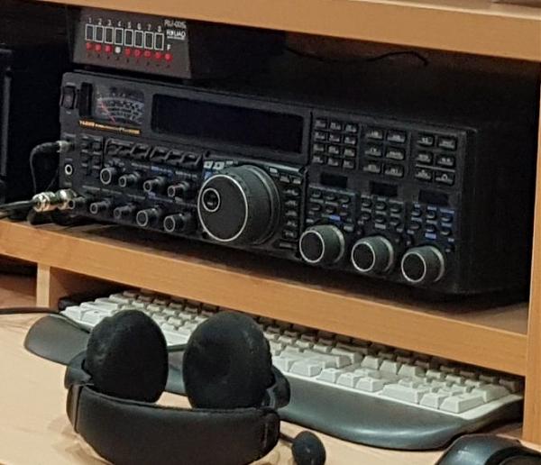 Продам Трансивер Yaesu FTDX-5000