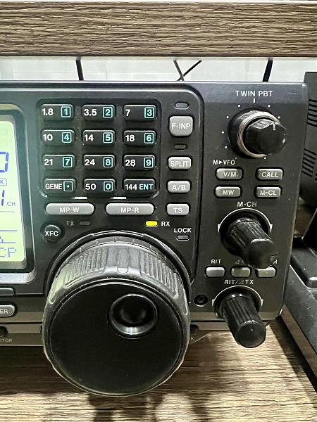 Продам icom-746