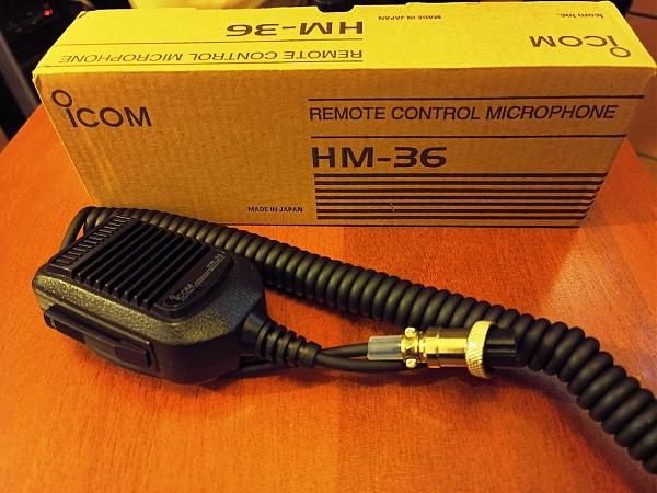 Продам icom HM-36