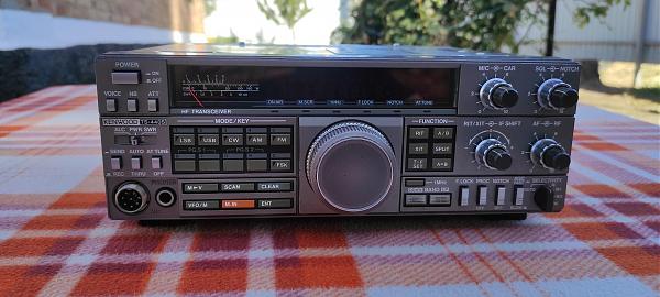 Продам Kenwood TS-440S