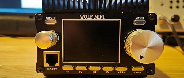 Продам Трансивер КВ/УКВ Wolf MINI