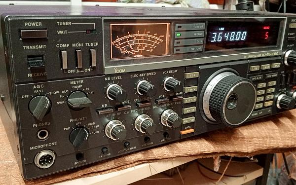 Продам Icom IC-760pro