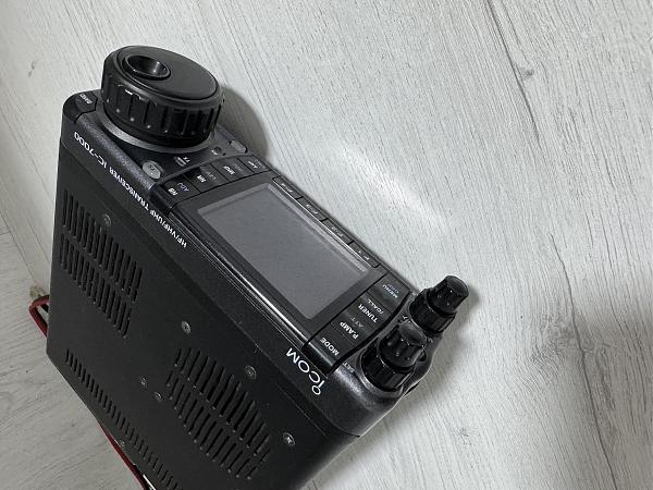 Продам Трансивер icom 7000