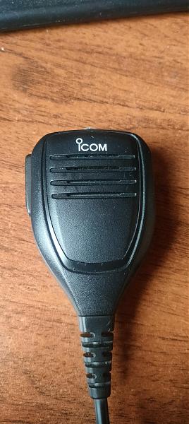 Продам Icom 7300