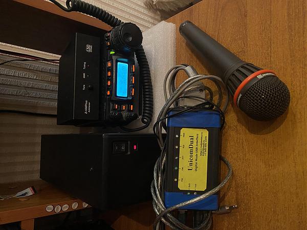 Продам Yaesu FT-857