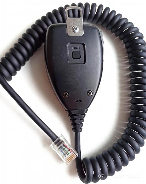 Продам Микрофон Icom HM-79