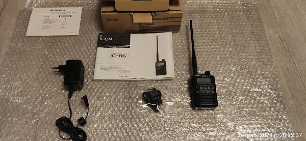 Продам Icom IC-R6 сканирующий приёмник