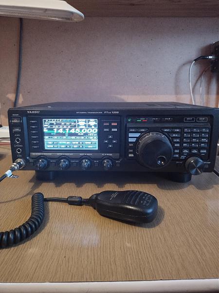 Продам кв трансивер yaesu ftdx-1200