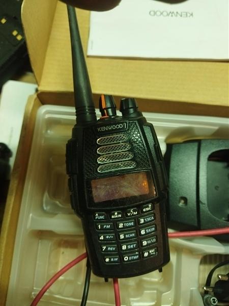 Продам Motorola и Kenwood