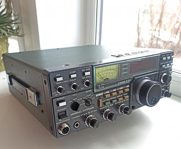 Продам Icom -751A