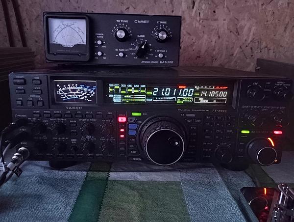 Продам Yaesu FT-2000