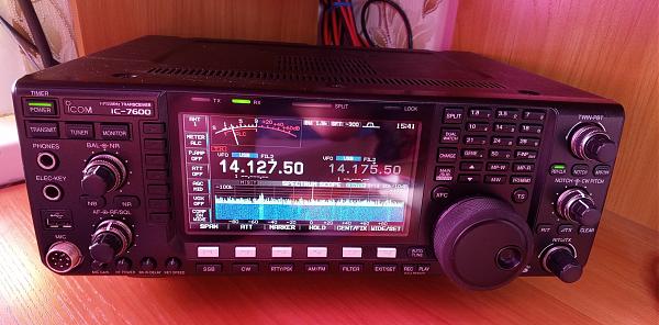 Продам Icom IC-7600