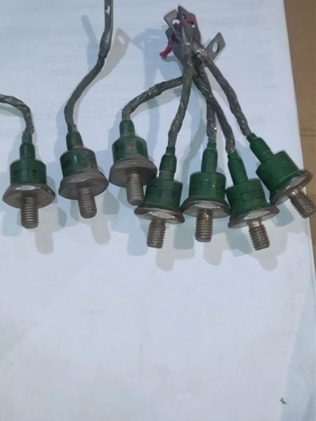 Продам диоды В-25 10 класс