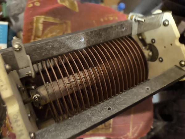 Продам Комплектующие для усилителя мощности