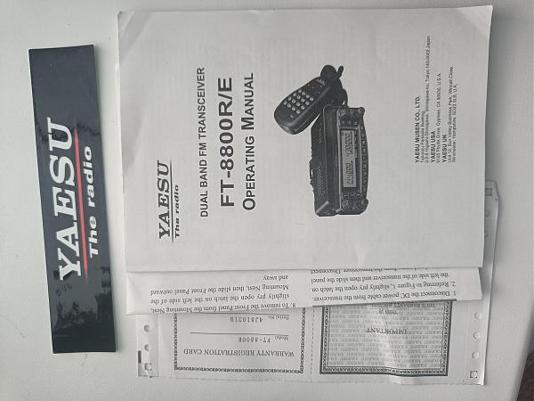 Продам Yaesu FT-8800R