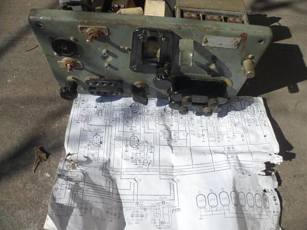 Продам Радиоприёмник танковый РТ-10