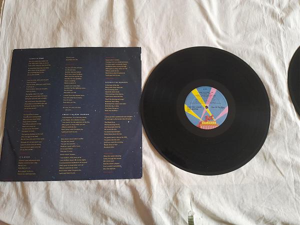Продам Пластинка - альбом Electric Liht Orchestra