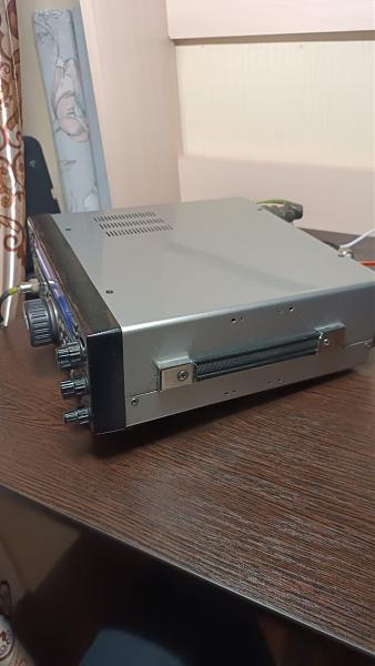 Продам Kenwood TS-570M