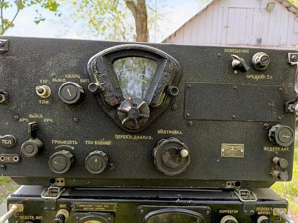 Меняю военные радиоприемники